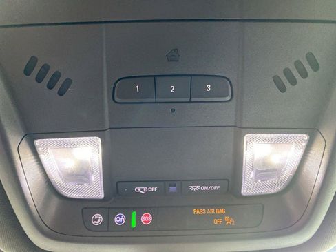 Used 2024 Buick Enclave Essence AWD/4WD image 24