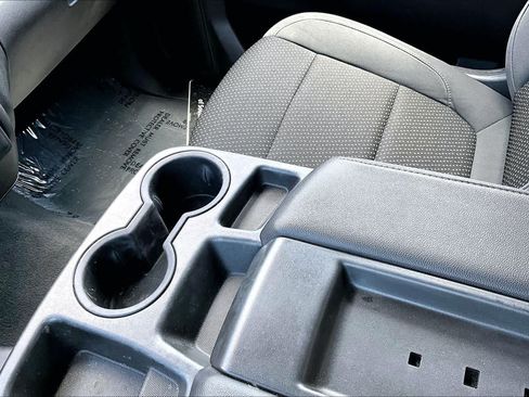 Used 2021 Chevrolet Silverado 1500 Custom RWD image 17