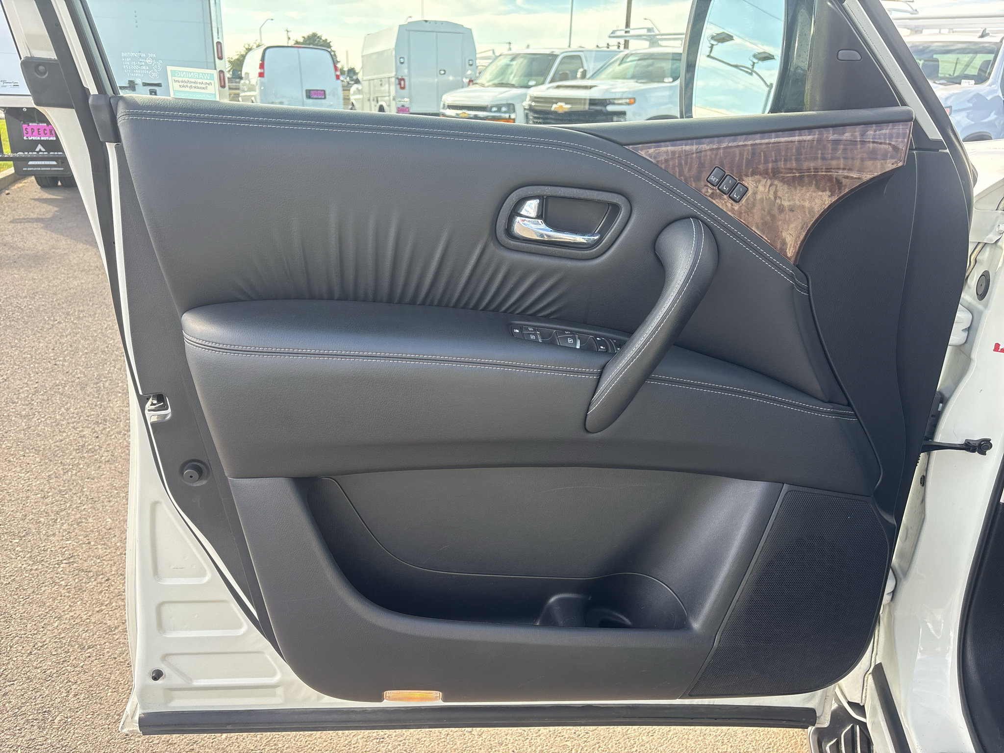 Used 2017 Nissan Armada Platinum w/ Captain Seat Package AWD/4WD image 15