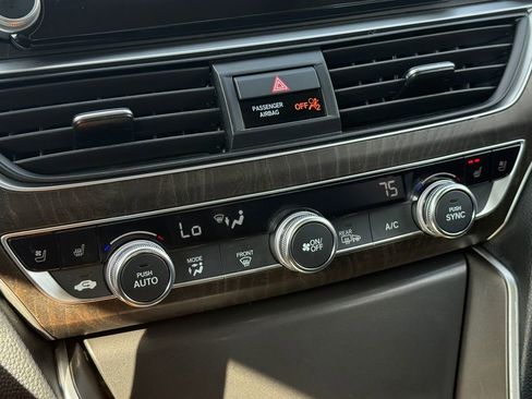 Used 2019 Honda Accord Touring image 22