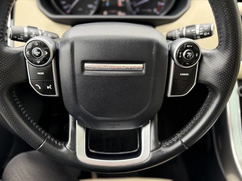 Used 2014 Land Rover Range Rover Sport HSE image 33