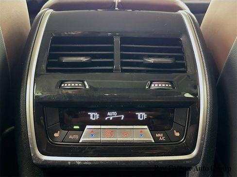 Certified 2022 BMW X7 xDrive40i w/ Premium Package image 27