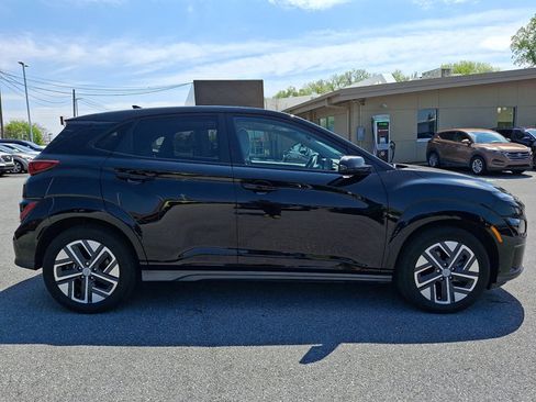 Certified 2023 Hyundai Kona SEL w/ Cargo Package FWD image 7