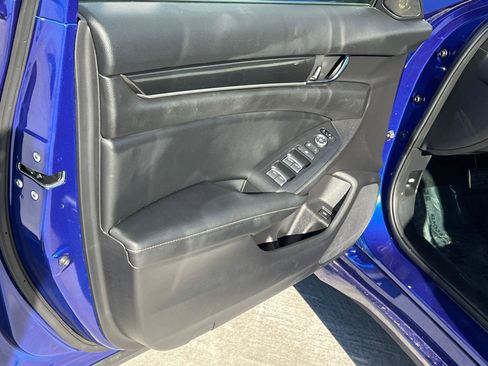 Used 2022 Honda Accord Sport image 10