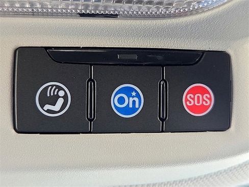 Certified 2025 Chevrolet Trax LS image 22