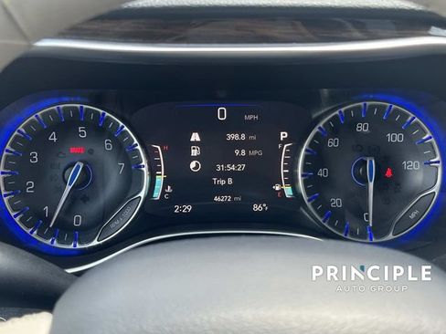 Used 2021 Chrysler Pacifica Limited w/ Premium & Safety Sphere Group AWD/4WD image 22