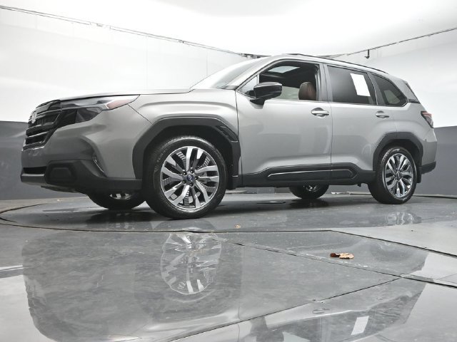 Certified 2025 Subaru Forester Touring w/ Popular Package - Touring AWD/4WD image 36