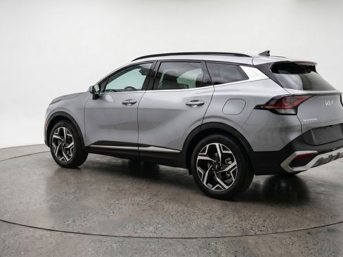 Used 2025 Kia Sportage LX image 6