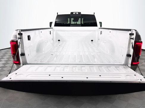 Used 2025 RAM 3500 Longhorn w/ Towing Technology Group AWD/4WD image 27