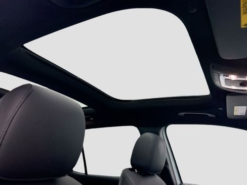 Certified 2025 Mercedes-Benz GLB 250 image 16