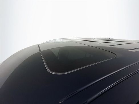 Used 2024 Nissan Armada SL w/ Cargo Package image 14