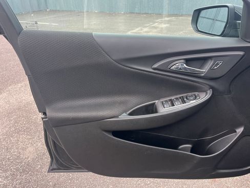 Used 2020 Chevrolet Malibu LT FWD image 18