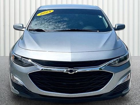 Used 2024 Chevrolet Malibu RS FWD image 3