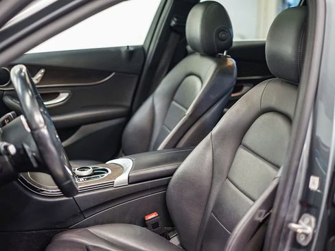 Used 2019 Mercedes-Benz C 300 Sedan image 16