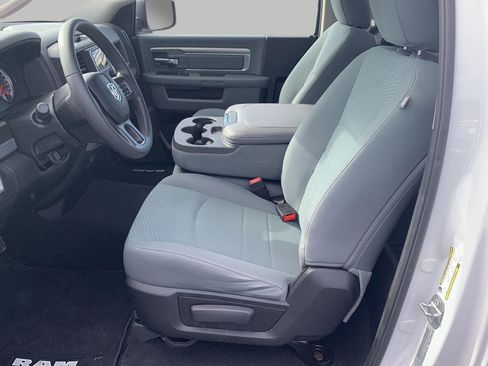 Used 2019 RAM 1500 Tradesman w/ Chrome Plus Package RWD image 20