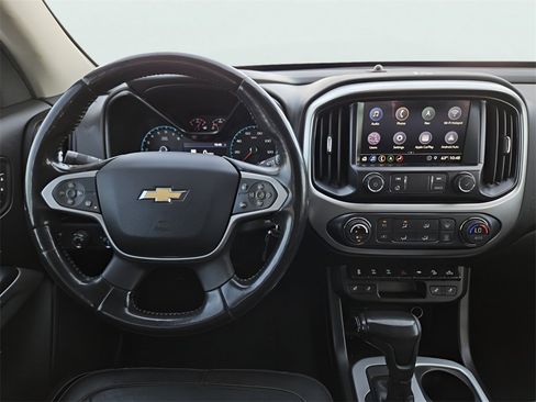Used 2019 Chevrolet Colorado ZR2 image 16