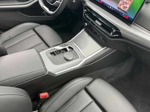 Used 2025 BMW 330i xDrive Sedan w/ Convenience Package AWD/4WD image 29