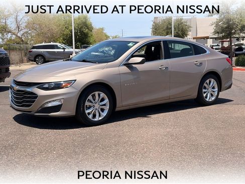 Used 2024 Chevrolet Malibu LT FWD image 1