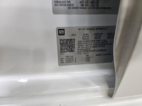 Used 2023 Chevrolet Silverado 1500 LT image 43