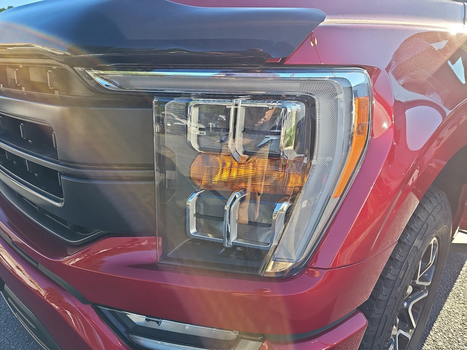 Used 2022 Ford F150 Lariat w/ Max Trailer Tow Package AWD/4WD image 33