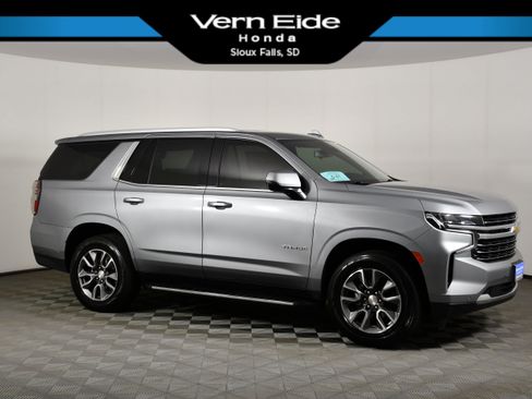 Used 2023 Chevrolet Tahoe LT w/ Luxury Package AWD/4WD image 1