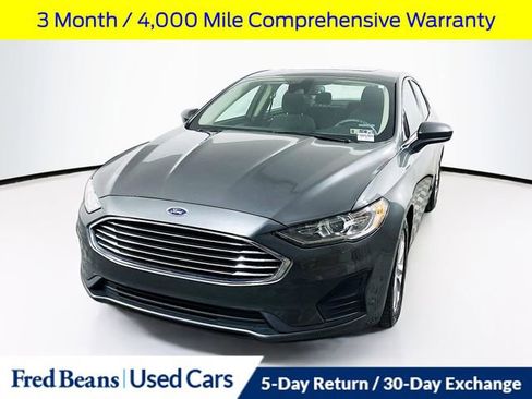 Certified 2020 Ford Fusion SE image 4