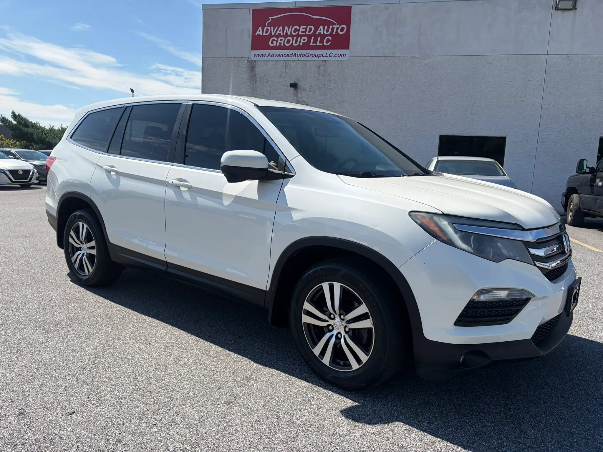 Used 2017 Honda Pilot EX-L image 2
