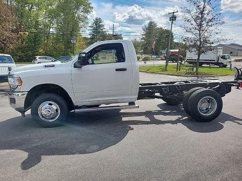 New 2024 RAM 3500 Tradesman image 7