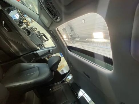 Used 2024 Hyundai Kona Limited image 38