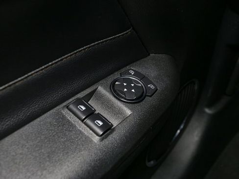 Used 2022 Ford Mustang GT Premium image 31