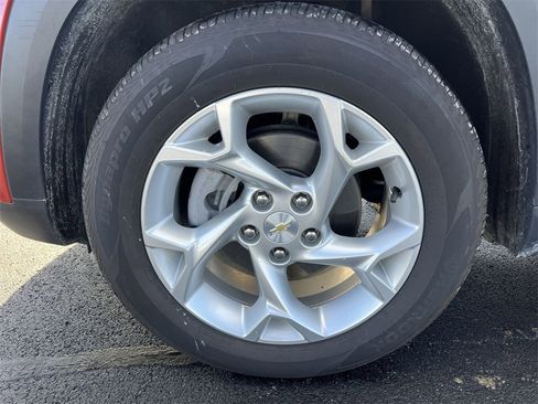 Certified 2024 Chevrolet Trax LS w/ LS Convenience Package image 30