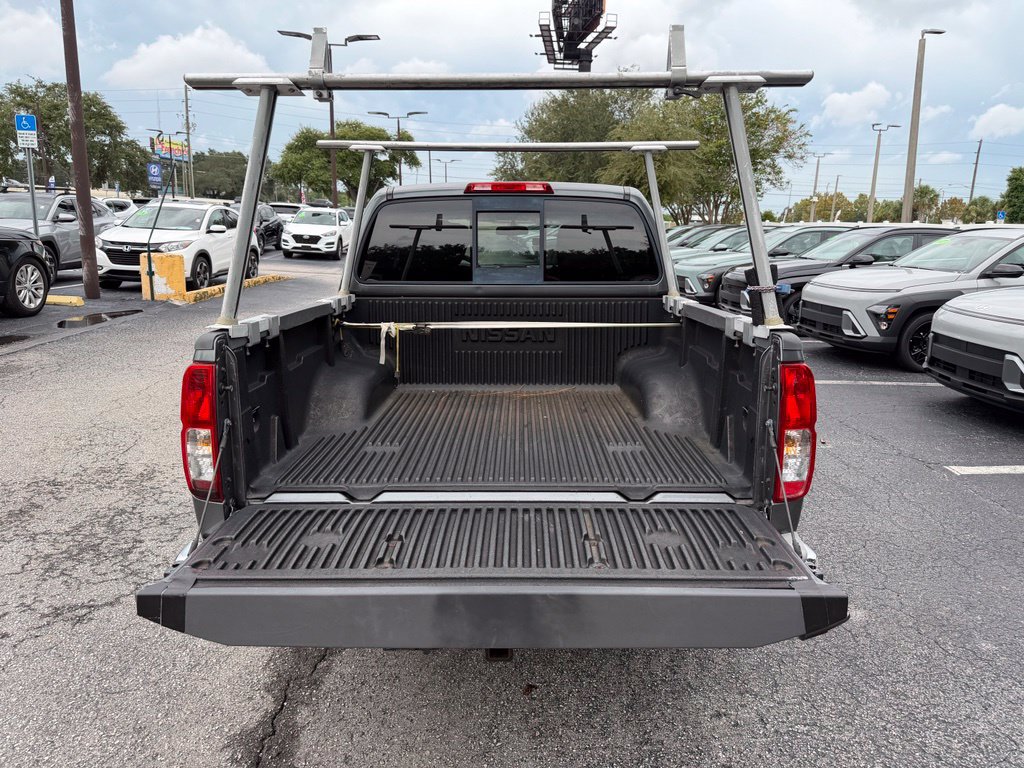 Used 2016 Nissan Frontier SV RWD image 5