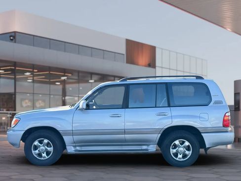 Used 2002 Toyota Land Cruiser image 3