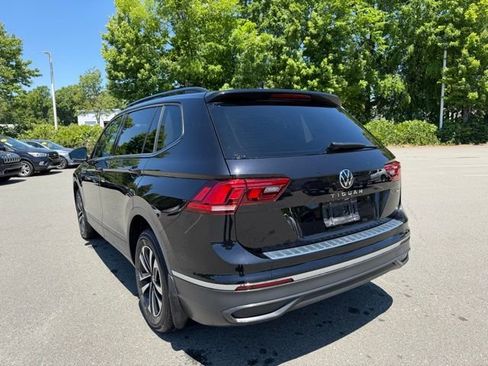 Certified 2022 Volkswagen Tiguan S AWD/4WD image 3