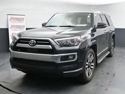Used 2021 Toyota 4Runner Limited image 4
