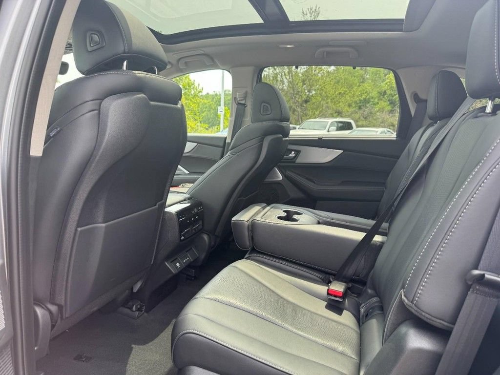 Certified 2026 Acura MDX w/ Technology Package AWD/4WD image 13