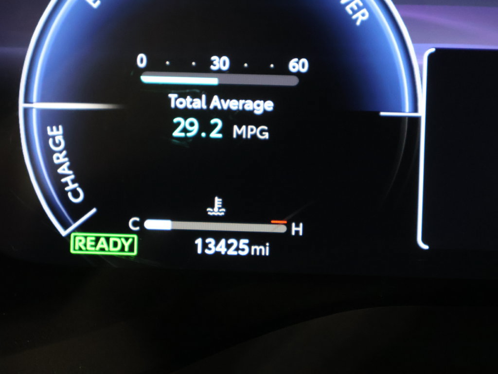 Used 2026 Toyota Sienna Platinum AWD/4WD image 43