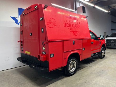 Used 2017 Ford F350 XL w/ Power Equipment Group image 6