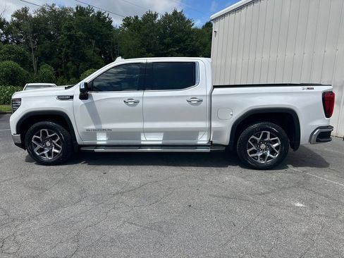 Used 2025 GMC Sierra 1500 SLT w/ SLT Premium Plus Package AWD/4WD image 9