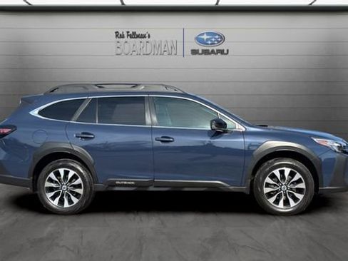 Used 2023 Subaru Outback Limited image 3