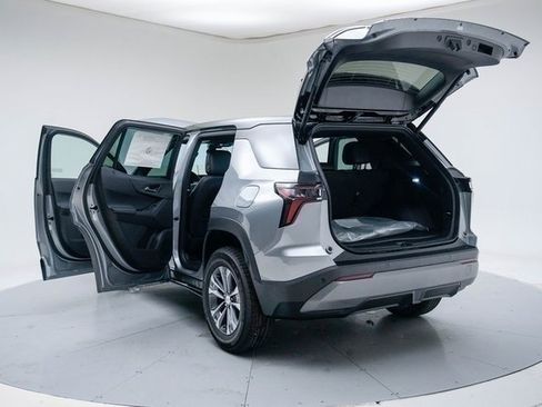 New 2026 Chevrolet Equinox LT w/ Convenience Package II image 20