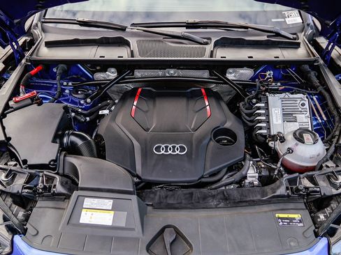 Certified 2022 Audi SQ5 Premium Plus w/ Premium Plus Package image 31