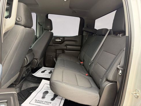 Used 2019 Chevrolet Silverado 1500 Custom w/ Custom Value Package image 13