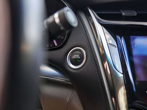 Used 2019 Cadillac CTS Sedan w/ Seating Package RWD image 18