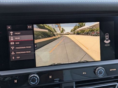 Used 2025 Porsche Macan Turbo image 19