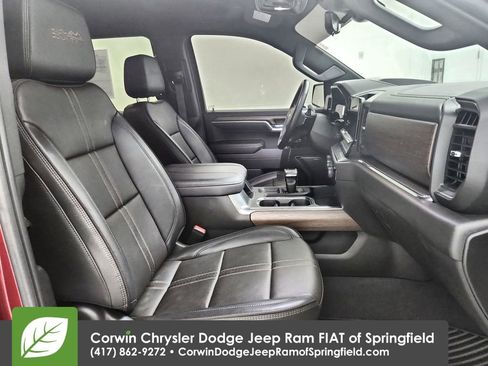 Used 2023 Chevrolet Silverado 1500 High Country w/ Technology Package image 32