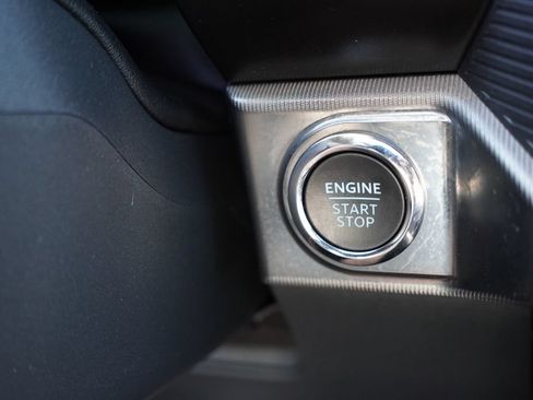 Certified 2025 Ford F150 Raptor AWD/4WD image 37