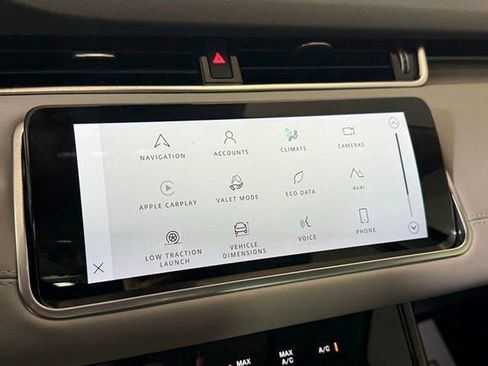 Used 2023 Land Rover Range Rover Evoque SE image 33