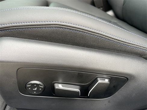 Used 2024 BMW 530i w/ M Sport Package image 26