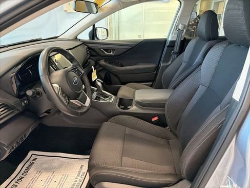 Used 2023 Subaru Outback Premium AWD/4WD image 11